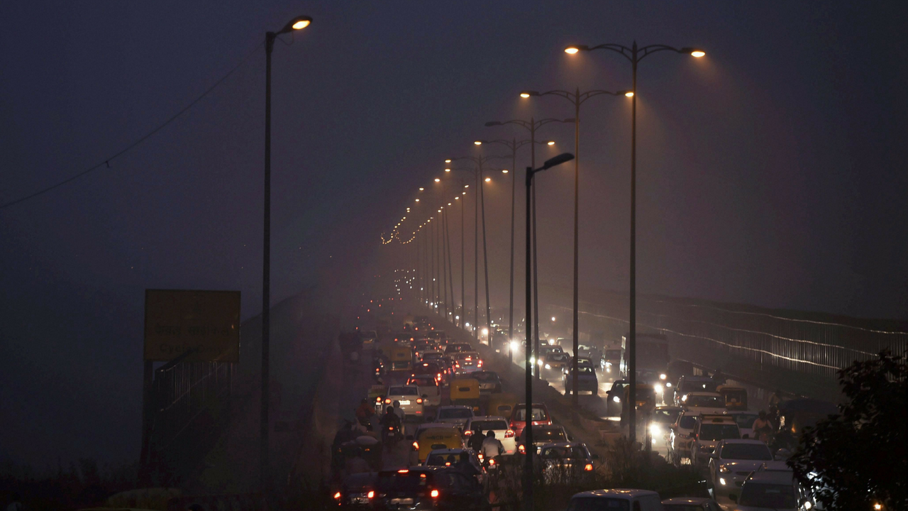 Read more about the article Air Pollution Makes You Unhappy, Says New Study