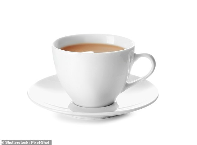 Read more about the article Drinking piping hot tea or coffee could ‘double your risk of developing tumours in the oesophagus’